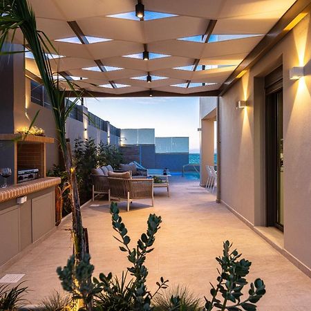 Lagoon Seaside Villa, Sumptuous Retreat,By Thinkvilla Pánormos Екстериор снимка