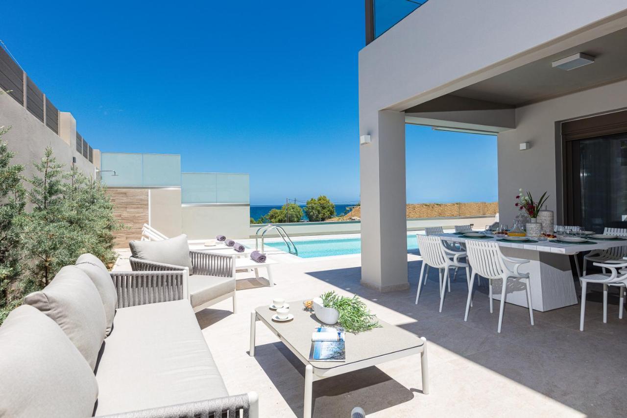 Lagoon Seaside Villa, Sumptuous Retreat,By Thinkvilla Pánormos Екстериор снимка