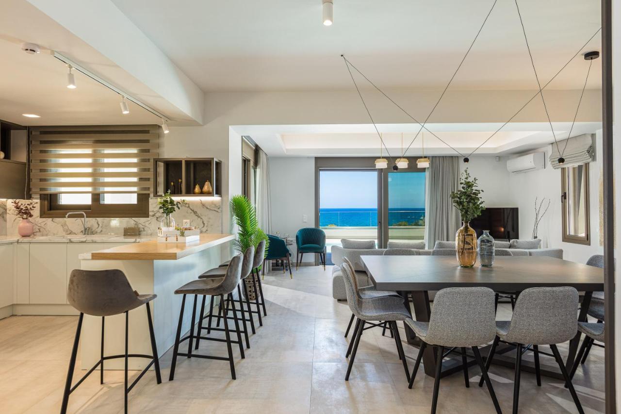 Lagoon Seaside Villa, Sumptuous Retreat,By Thinkvilla Pánormos Екстериор снимка