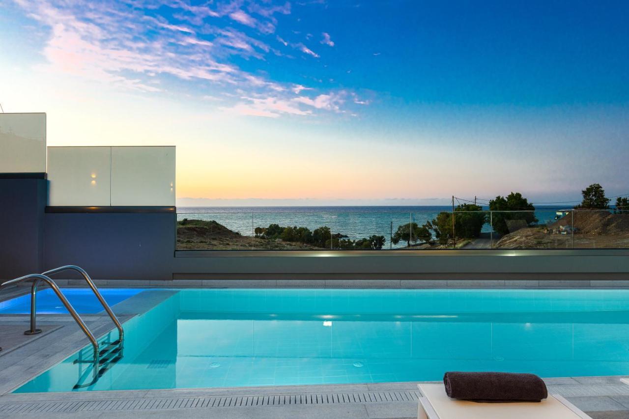 Lagoon Seaside Villa, Sumptuous Retreat,By Thinkvilla Pánormos Екстериор снимка