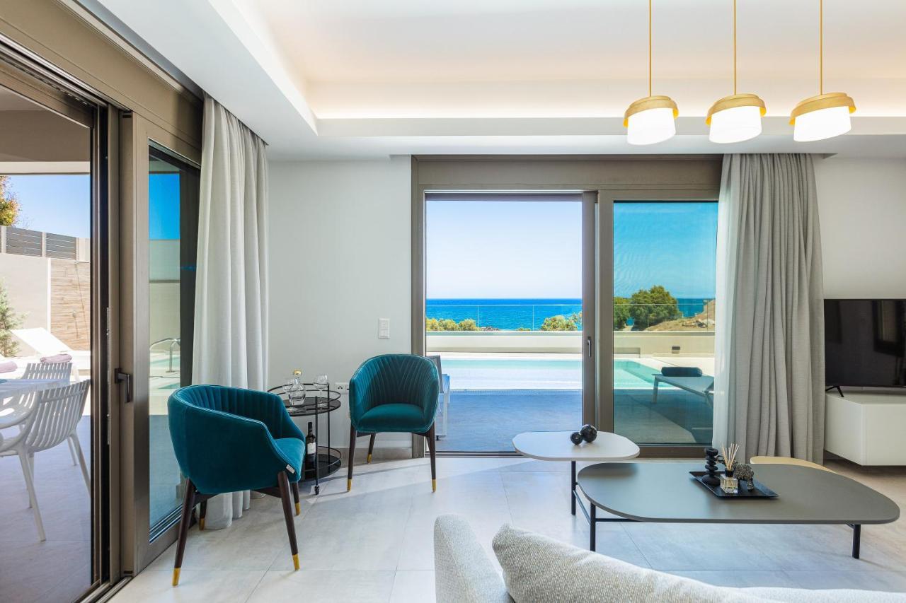 Lagoon Seaside Villa, Sumptuous Retreat,By Thinkvilla Pánormos Екстериор снимка